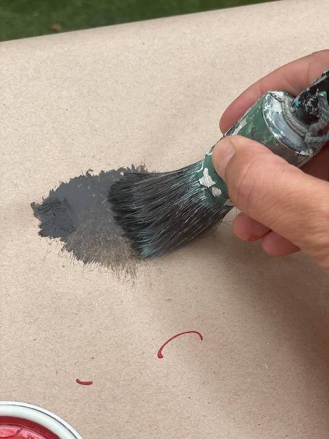 CERA O BARNIZ? Os mostramos cómo proteger la chalk paint y la madera 