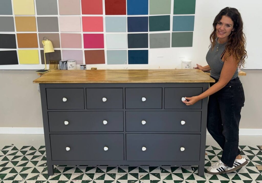 Transforma tu cómoda: aprende a pintar muebles de IKEA