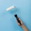 Mejores herramientas de pintura: minirodillo blanco